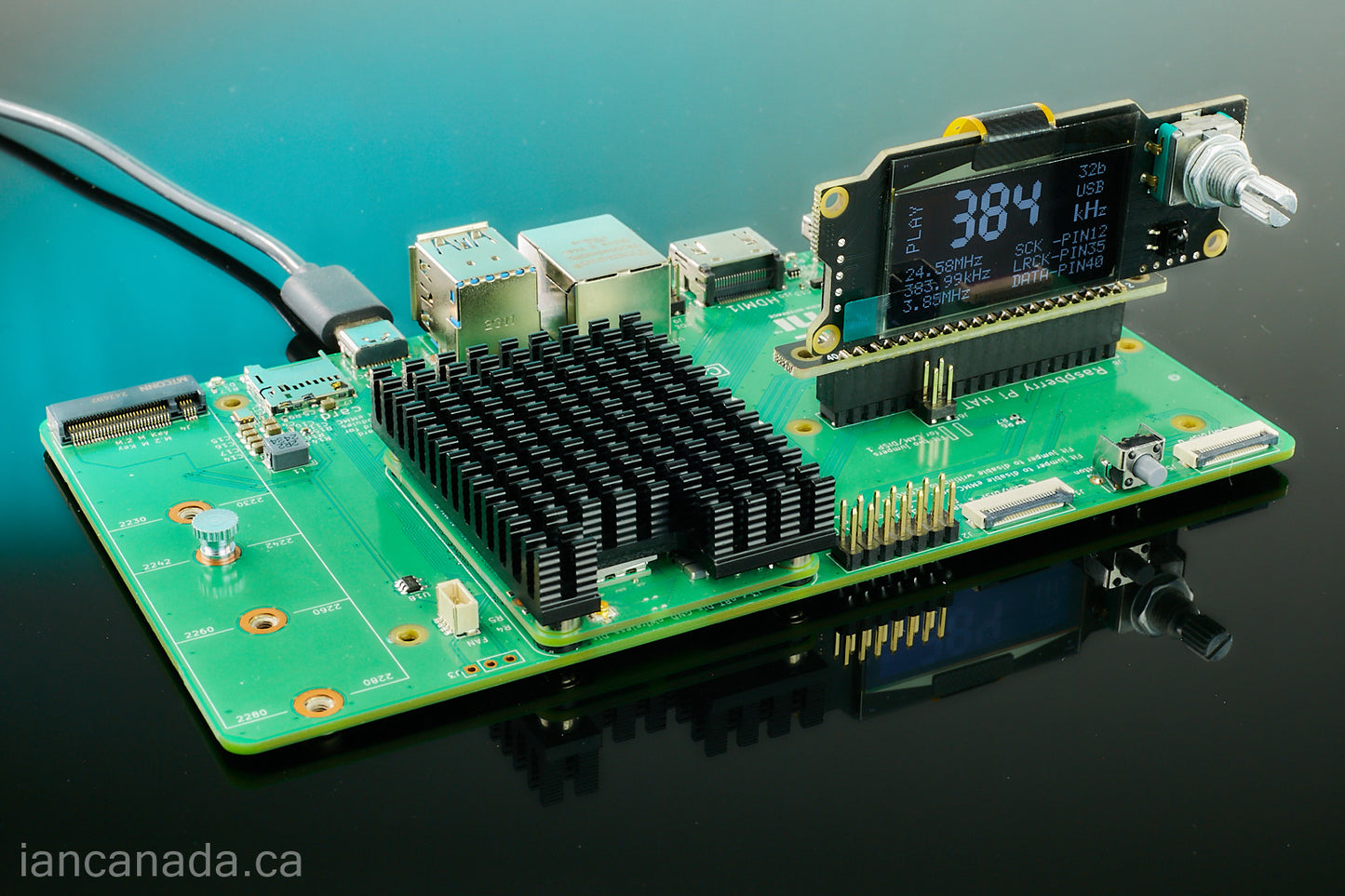 StationPiCM5 Six-In-One Multifunction CM5 Audio Base Adapter