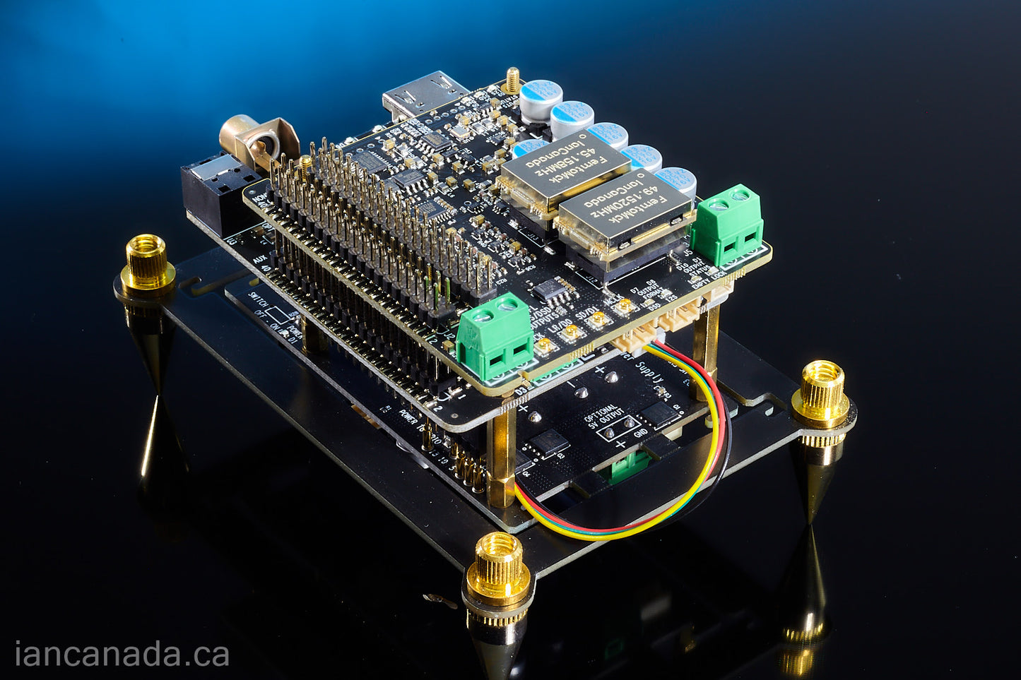 #1D. FifoPi Q7II Flagship I2S/DSD/DoP FIFO with isolator, re-clocker and ultra-low-phase noise XOs
