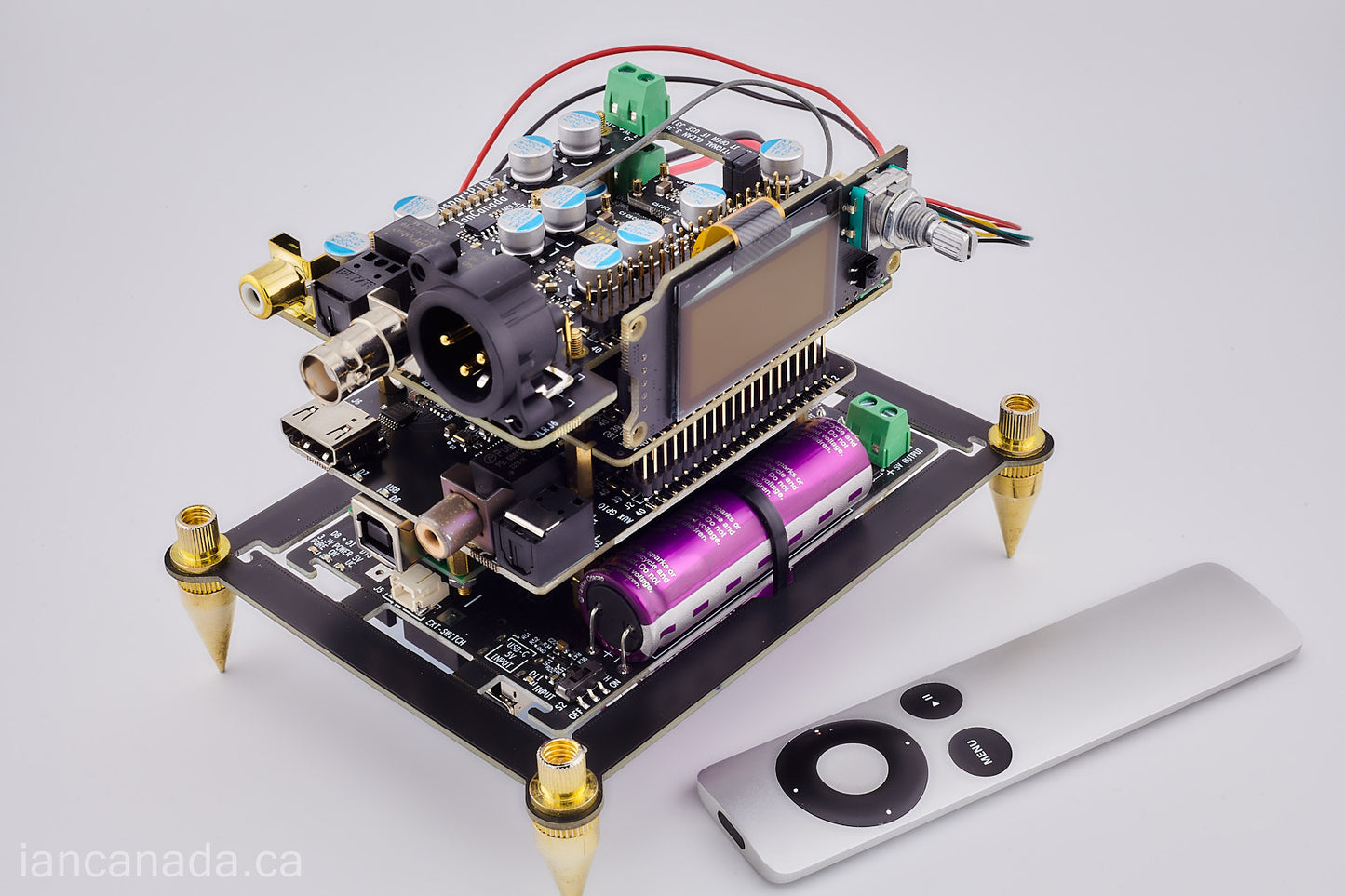 Flagship compact size FIFO Re-clock Streamer KITs with Ultracapacitor\Battery hybrid PSUs