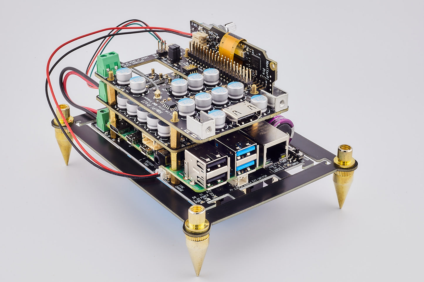 Flagship compact size FIFO Re-clock Streamer KITs with Ultracapacitor\Battery hybrid PSUs