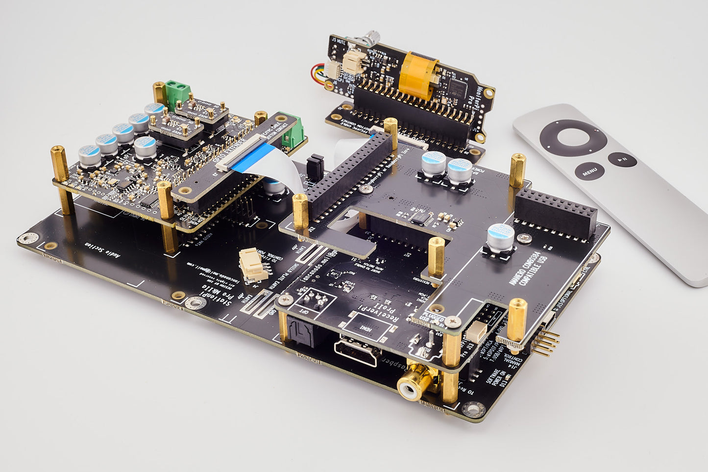 StationPi Pro Universal Multi-inputs Digital Audio FIFO Re-Clock Platform