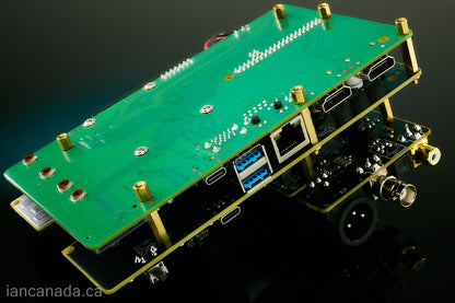 StationPiCM5 Six-In-One Multifunction CM5 Audio Base Adapter